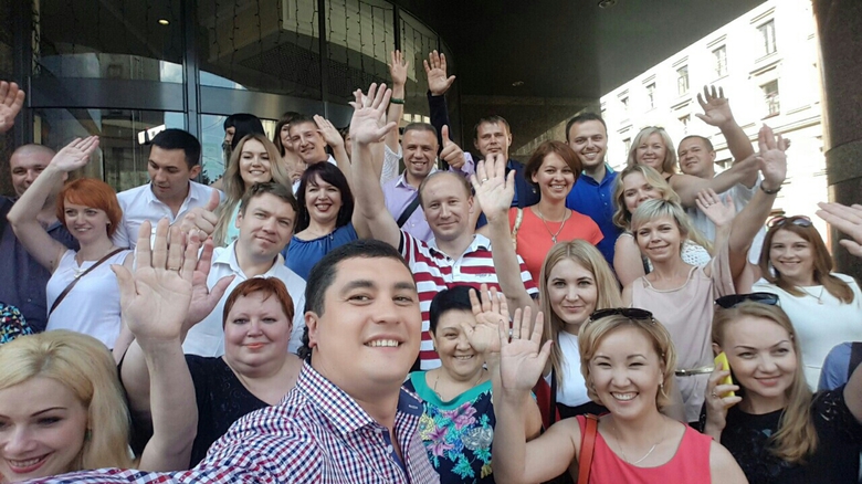 ШКОЛА КЛЮЧЕВЫХ ЛИДЕРОВ В САНКТ-ПЕТЕРБУРГЕ ШКОЛА КЛЮЧЕВЫХ ЛИДЕРОВ В САНКТ-ПЕТЕРБУРГЕ